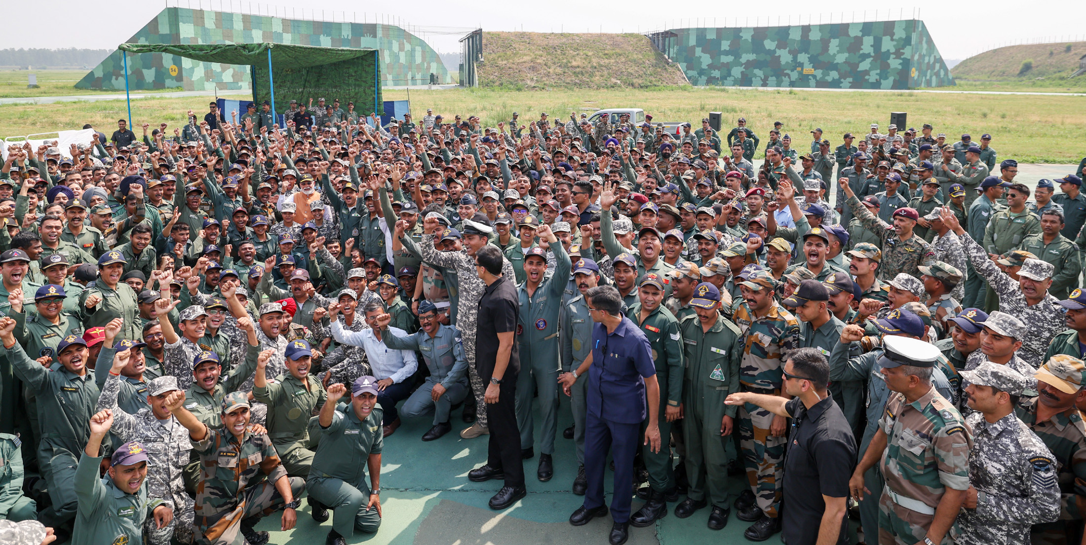 जब वीरों के दर्शन का अवसर मिलता है, तो जीवन धन्य हो जाता है​: नरेंद्र मोदी 