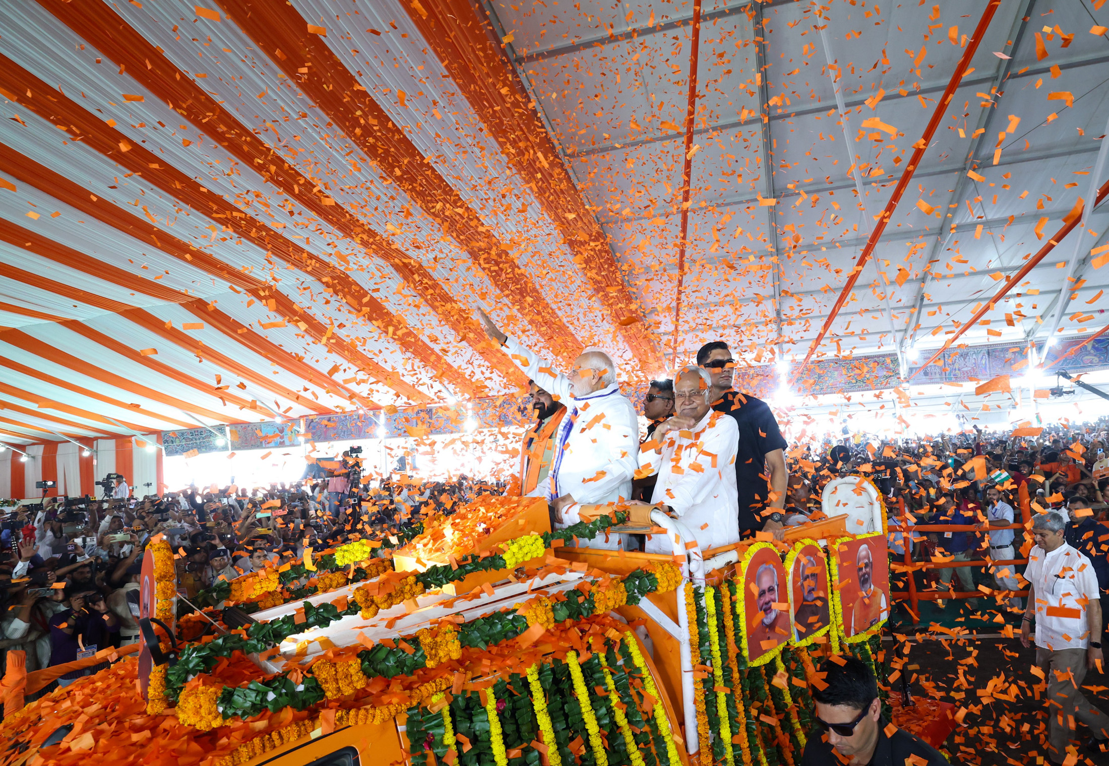 जब नरेंद्र मोदी 'बोलते' हैं तो नीतीश कुमार की 'बोलती बंद' हो जाती है, आखिर '79' और '45' अंक का सवाल है